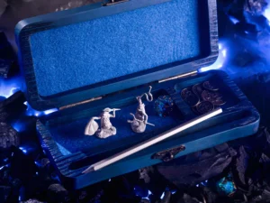 Dice DnD Burned Vault – handcrafted wooden dice storage box with engraved polyhedral dice design